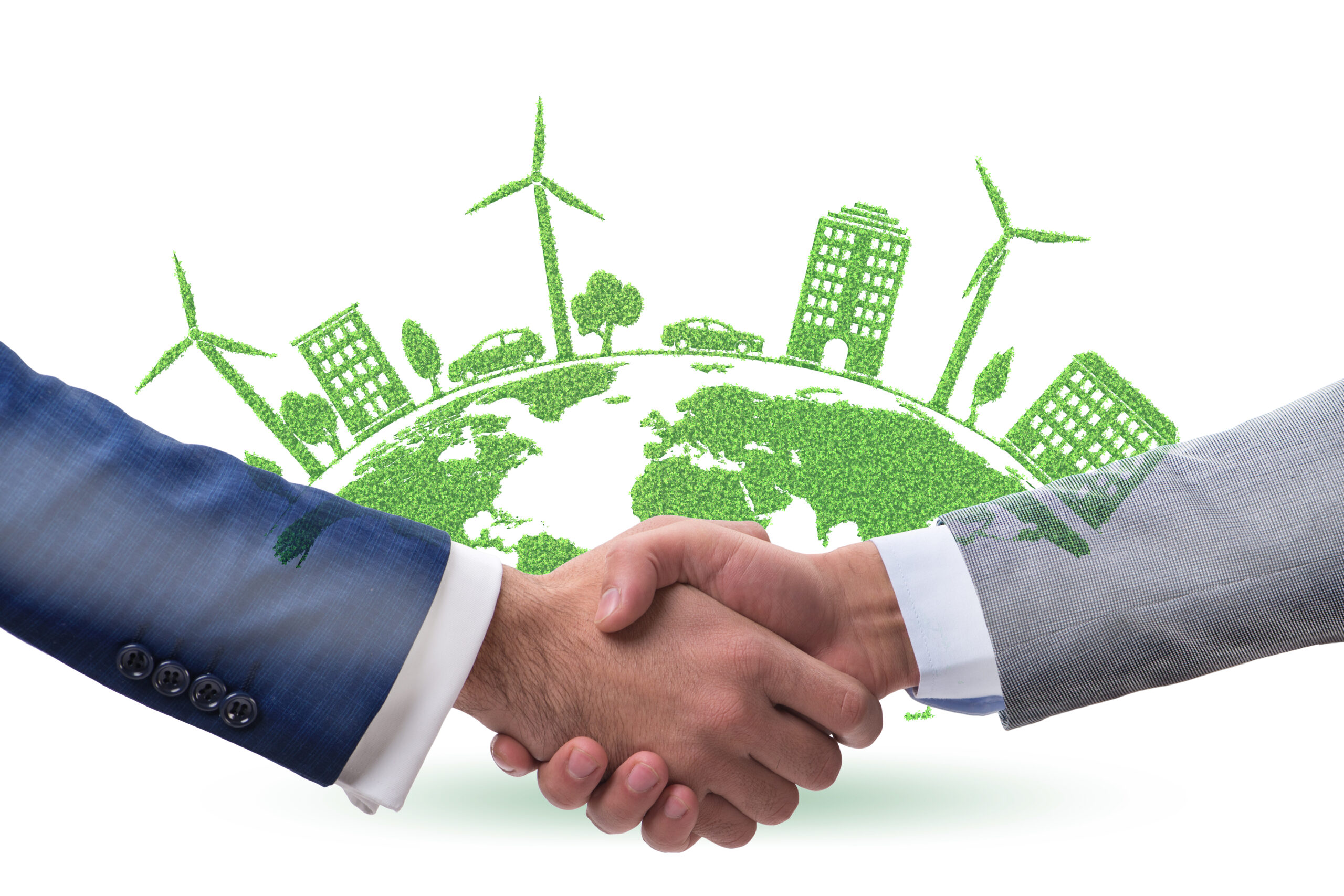 Dve roki, ki se stiskata v dogovoru pred stiliziranim zelenim in modrim globusom, okrašenim s skicami vetrnih turbin, zgradb in dreves.